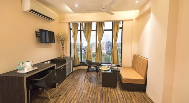Номер Premium Regenta Inn Larica