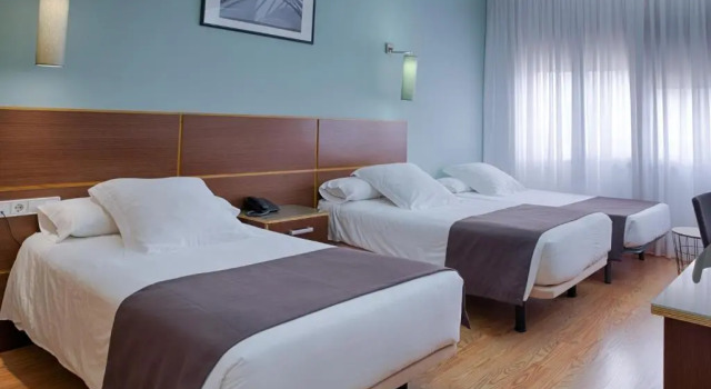 Номер Deluxe Plaza Alaquàs