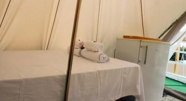 Queens Luxury Glamping 1, Забронировать Кемпинг Родиа 