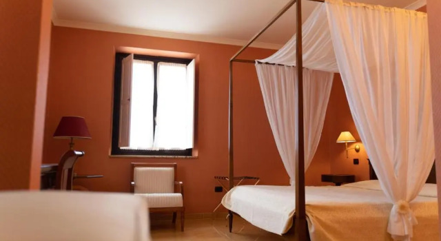 Люкс Hotel Ristorante Vecchia Vibo