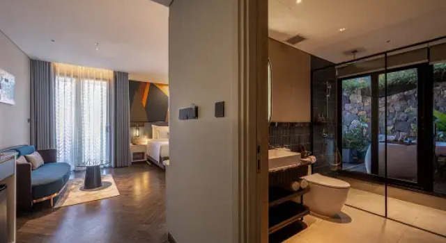 Люкс Champton Nha Trang Hotel