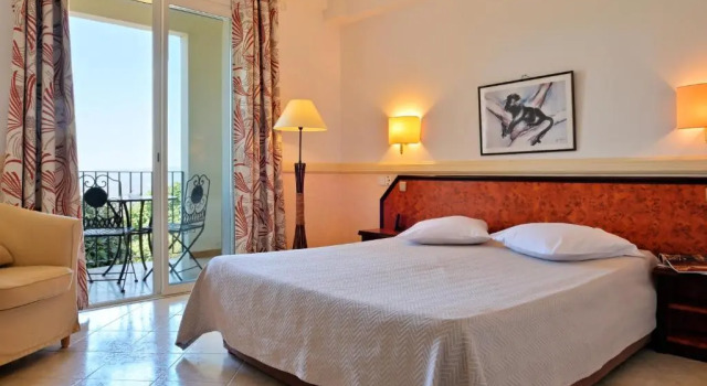 Семейный номер Standard Hotel Des Roches