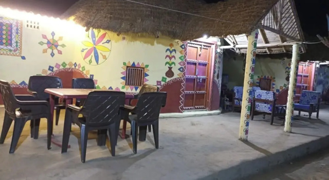 White Desert Village Stay, Rezervovat Hotel Hotely v Gujarat s parkováním, Parkování