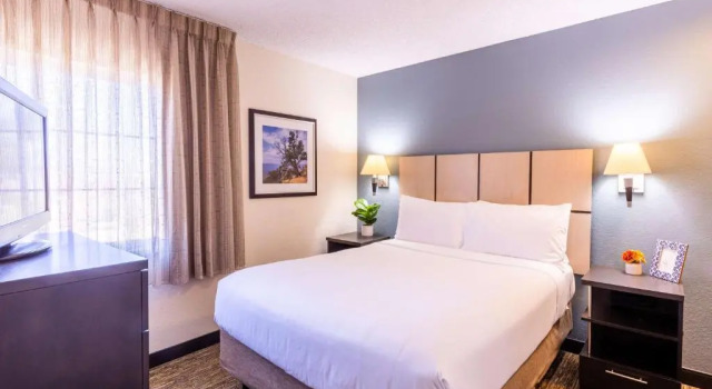 Двухместный люкс c 1 комнатой Sonesta Simply Suites Irvine East Foothill