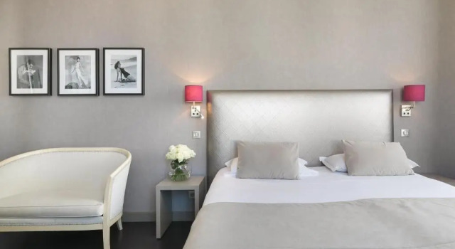 Двухместный номер Deluxe с видом на бассейн Best Western Hôtel des Orangers Cannes