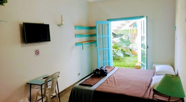 Pousada Eldorado Guarujá, Забронировать Отель Прая-де-Пернамбуку муниципалитет Гуаружа, рядом с Сорокотуба Бич
