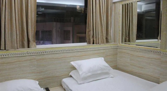 Kam Wai Hotel, Boek Hotel Kowloon Hongkong, in de buurt van The ONE