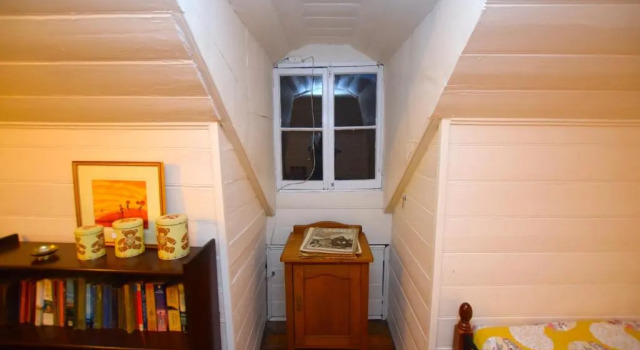 Larsen Cottage 1