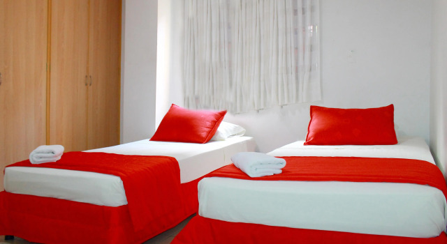 Apartahotel Los Cerezos, Забронировать Апарт-отель Нейва Уила