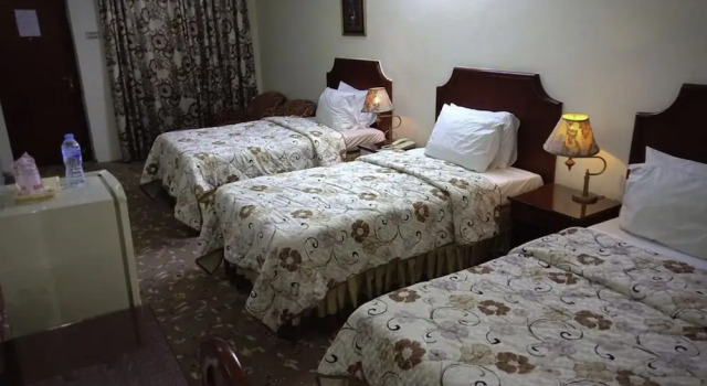 Hotel Indus, Забронировать Отель Отели Хайдер-Абад 4 звезды, 4*