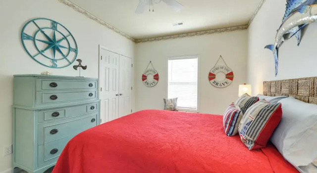 4 Mi to Beaches: Luxe Coastal Resort Condo