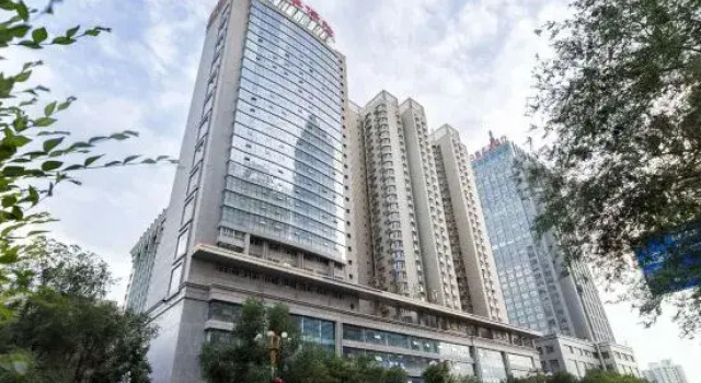 Yunxuan Hotel (CCMALL Times Square), Book Hotel Hotels in Xinjiang with Parking, Parking