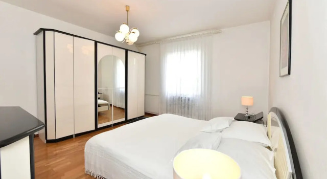 Apartment Mirjana
