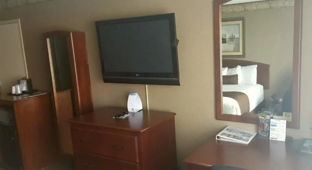 Номер Standard Heartland Inn & Suites, SureStay Collection by Best Western
