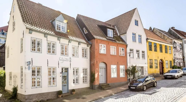 Haus Schlafgemach, Забронировать Отель Фленсбург земля Шлезвиг-Гольштейн, рядом с Фантомента