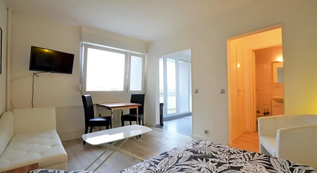 Studio 76, Rezervasyon Otel Saint-Louis Haut-Rhin