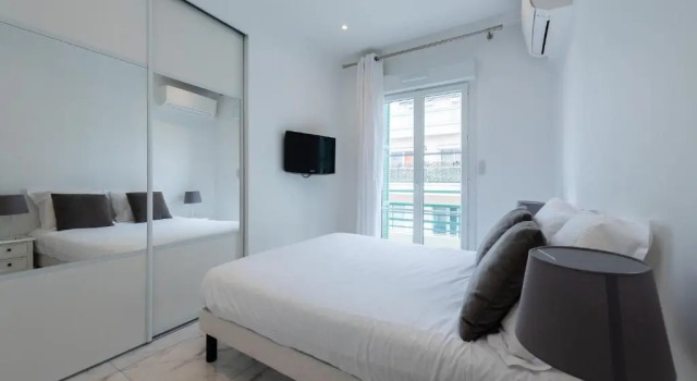 CMG - Bel appartement Juan-Les-Pins / terrasse - 2mn Plage