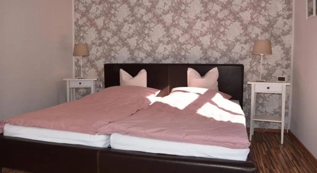 Bungalow-Gartenzauber, Забронировать Апартаменты/квартира Отели в центре Грубе, в центре