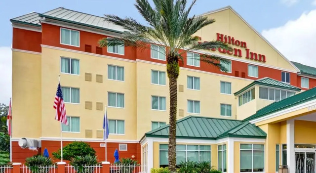 Кровать в общем номере (мужской номер) Hilton Garden Inn Tampa Northwest/Oldsmar