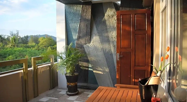 Premier double chambre avec balcon Eastern Palace Hotel