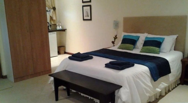 Le Bougainville Guest House, Boek Pension Hartbeespoort 
