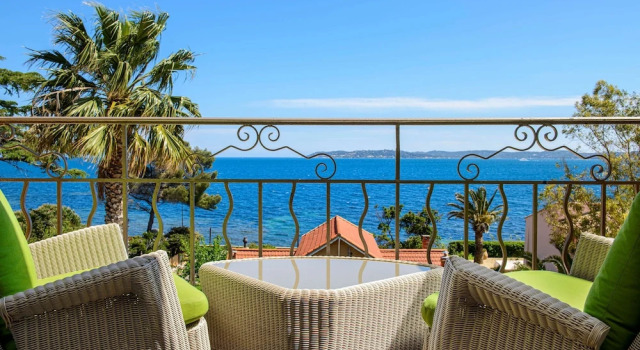 Двухместный номер Superior с балконом и с видом на море Best Western Premier Montfleuri