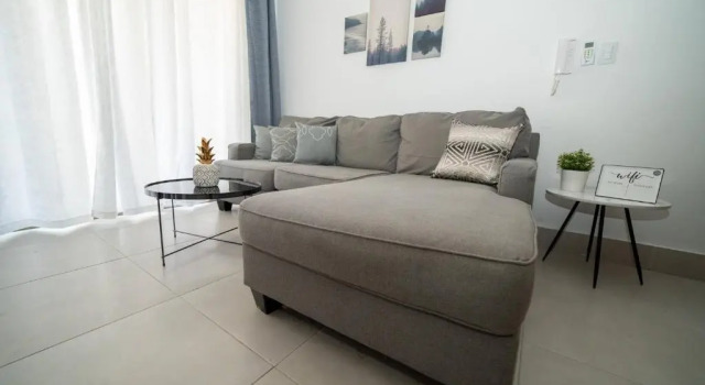 Апартаменты Luxury 2 Br Naco Pool Gym Greatview