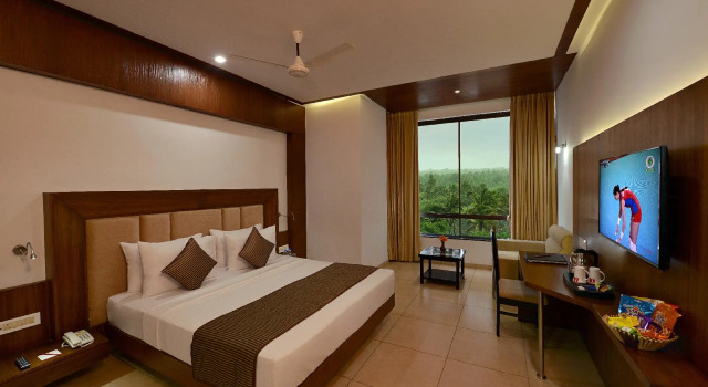 Lords Inn Somnath, Book Hotel Hotels in Gujarat with a Pool, Swimming Pool
