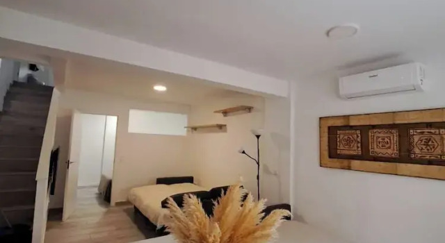Cozy Apartment up to 6 Persons 3 min to Metro, Забронировать Апартаменты/квартира Мадрид Провинция Мадрид