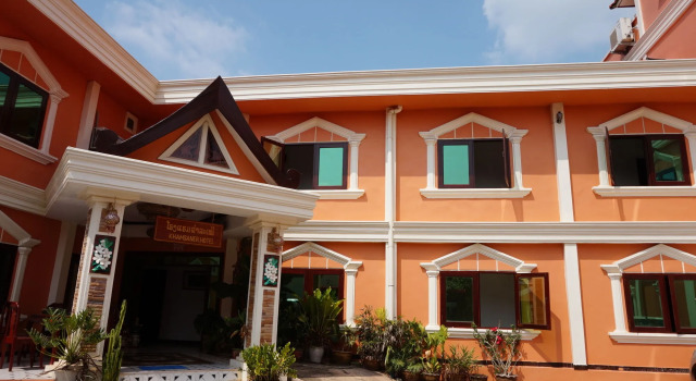 Khamsaner Hotel, Buchen Sie Hotel Provinz Vientiane Laos