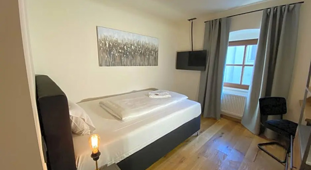 Hotelgasthof Kirchenwirt, Book Hotel Schierling Bavaria