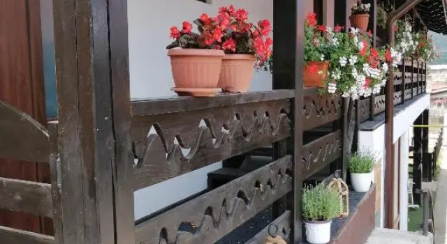 Casa Greta, Rezervovat Hotel Hotely v Hunedoara s parkováním, Parkování