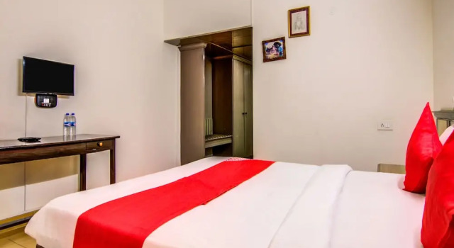 Hotel Golden Gates, Rezervovat Hotel Jayanagar 