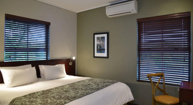 Двухместные апартаменты c 1 комнатой Protea Hotel by Marriott Cape Town Durbanville