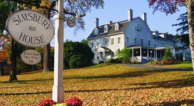 Полулюкс Simsbury 1820 House