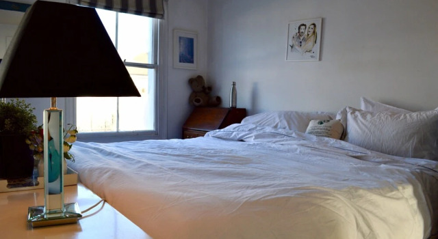 3 Bedroom Cottage in Kensington Sleeps 6, Забронировать Дом для отпуска Виллы Лондона, рядом с Уайт Сити, Вилла