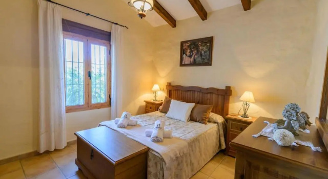 Finca del Rio Antequera - La Higuera by Ruralidays, Забронировать Отель Отели провинции Малаги с бассейном, Бассейн