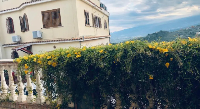 Le Porte Di Taormina, Book Hotel Hotels in Sicily with Parking, Parking