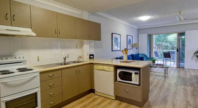 Четырёхместные апартаменты с 2 комнатами Townsville Southbank Apartments