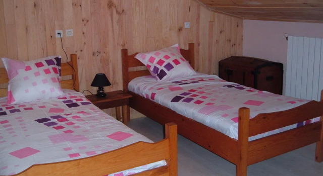 La Fenial & Le Rieutort, Book Hotel Hoteller i Saint-Amans-Soult med parkering, Parkering
