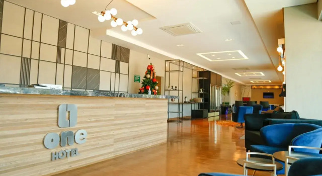 ONE HOTEL, Забронировать Отель Отели Минас-Жерайс с бассейном, Бассейн