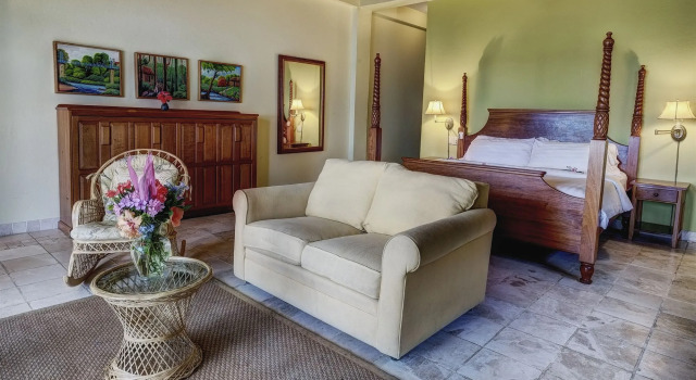 Almond Beach Resort at Jaguar Reef, Book Resort Hopkins Stann Creek