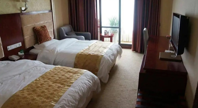 Huayang Baidun Hotel, Boek Hotel Hotels in Chengdu met parkeren, Parkeren