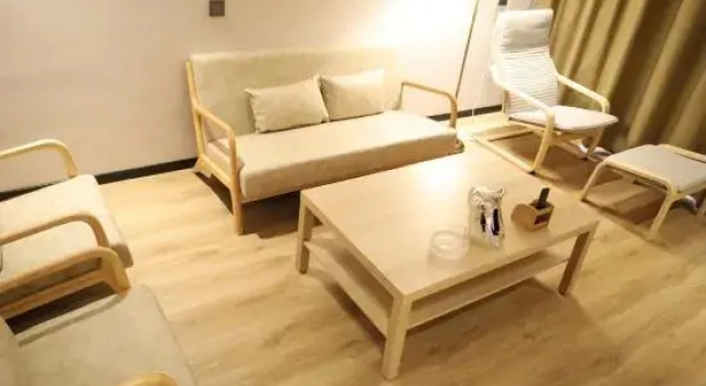 Люкс Business GreenTree ZhiXuan Hotel (Linqu Wanda)