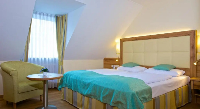 Hotel am Schloßberg, Book Hotel Worth Erding