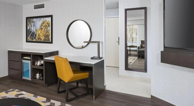 Двухместный номер Deluxe Hyatt Regency - Greenville