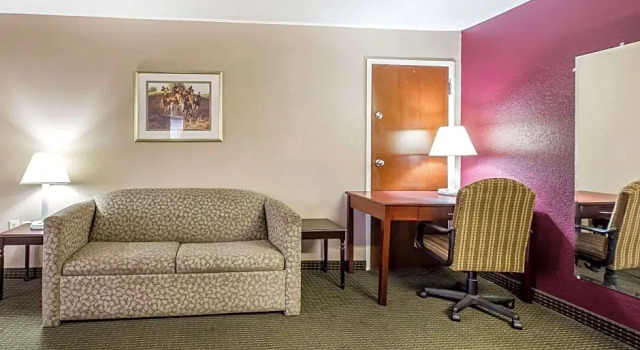 Люкс Quality Inn Tifton