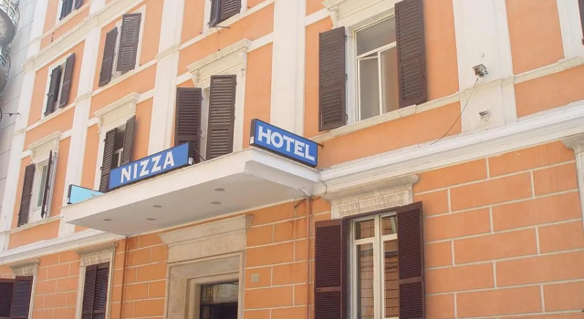 Отель Nizza Roma