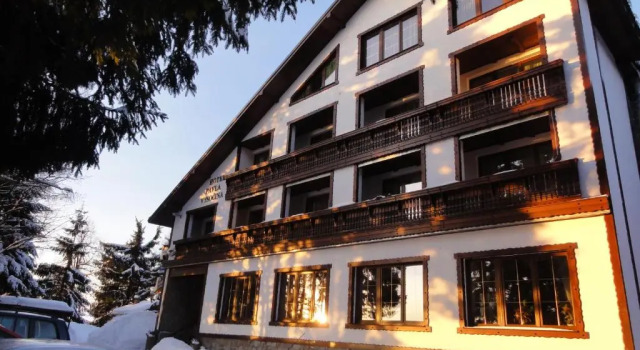 Люкс с балконом Hotel Pavla Vysočina