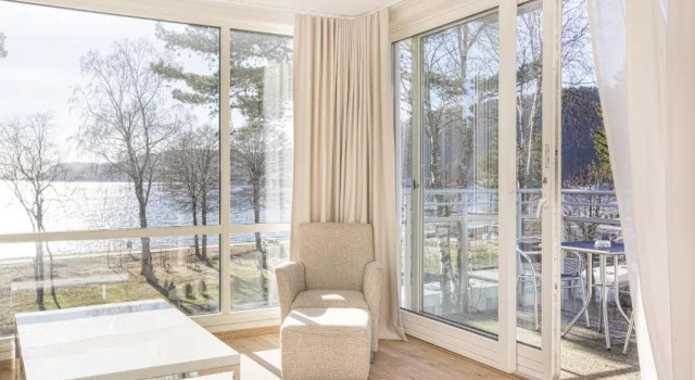 Полулюкс Rosfjord Strandhotel